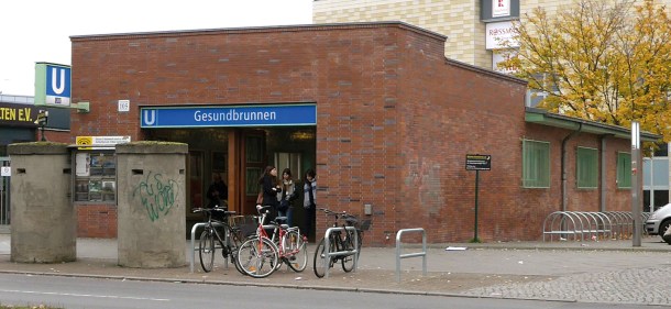 Südliches Eingangsgebäude des U-Bahnhofs Gesundbrunnen. Foto: Beate Heyne