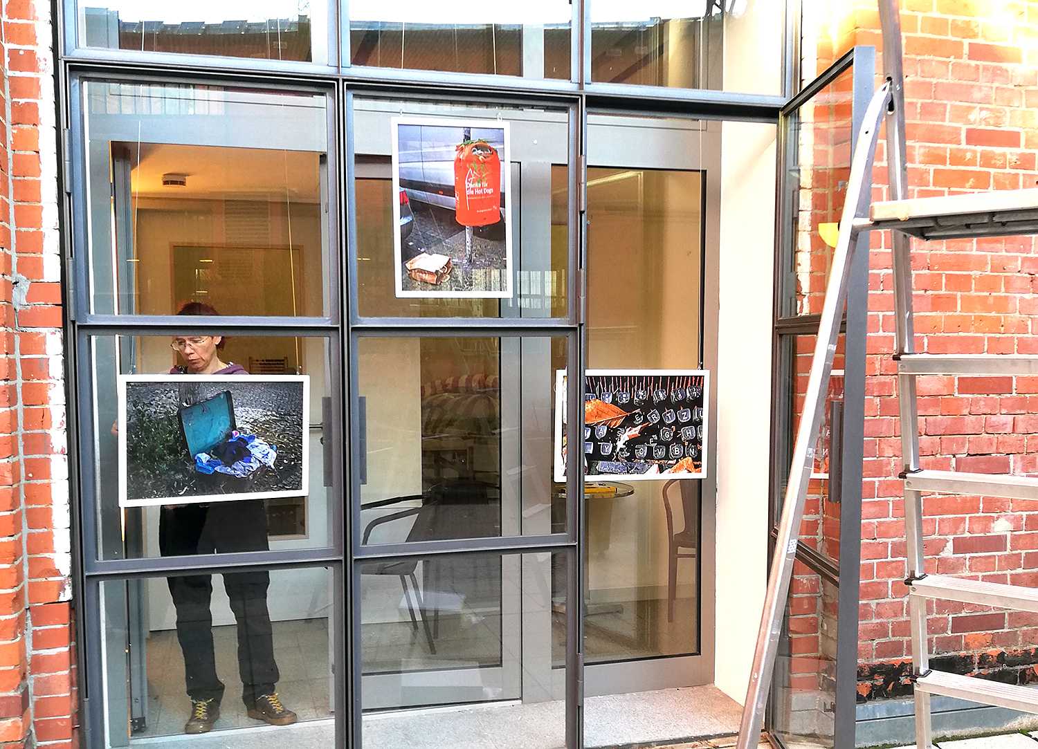 Unrat-Ausstellung nun in der Fabrik