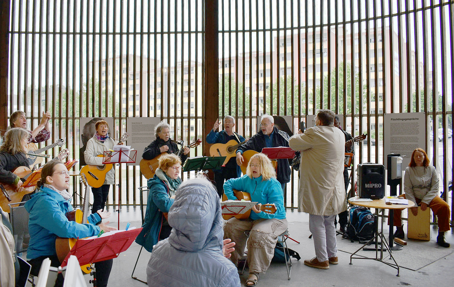 Musikalischer Beitrag bei der Vernissage