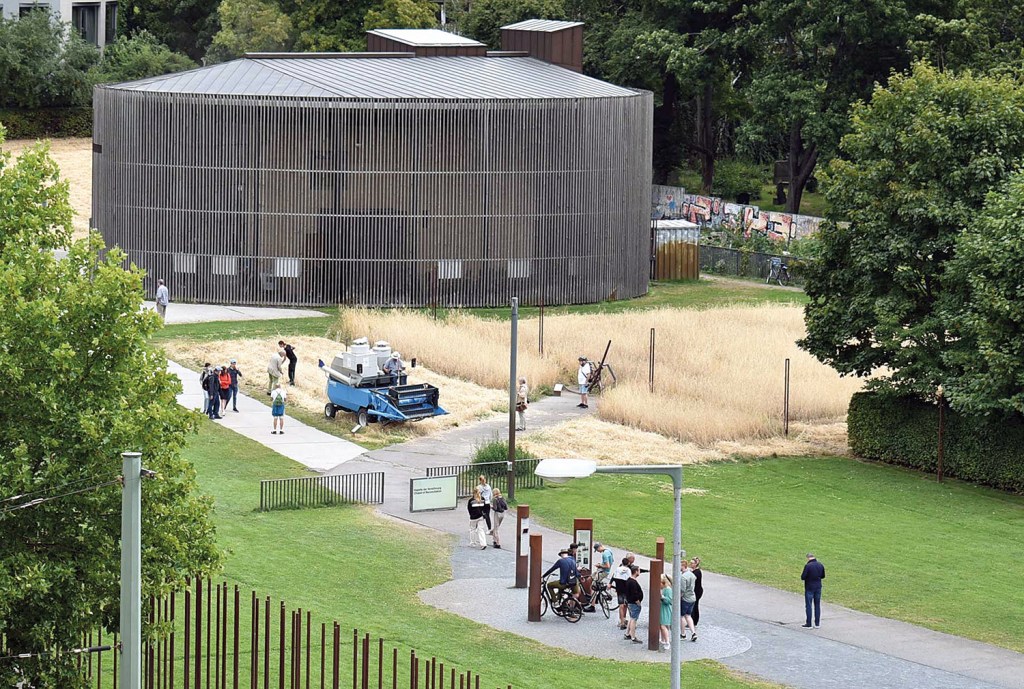 Blick von oben auf die Ernte 2022. Foto: Michael Becker