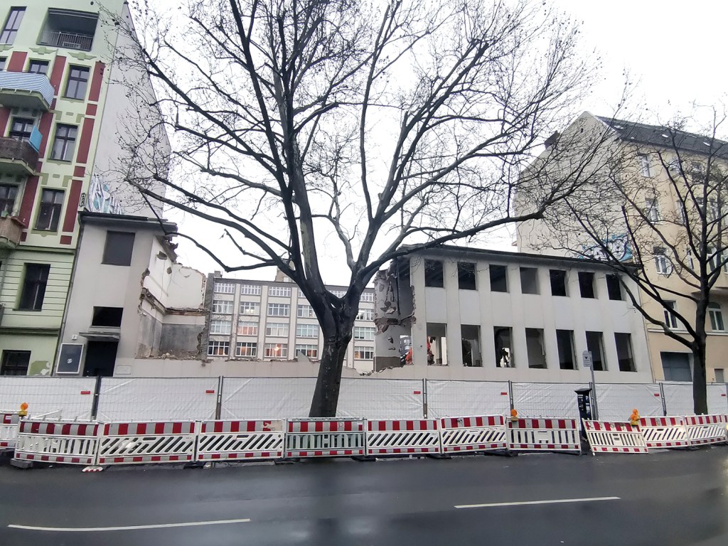Baulücke in der Usedomer Straße 8. Foto: Schnell