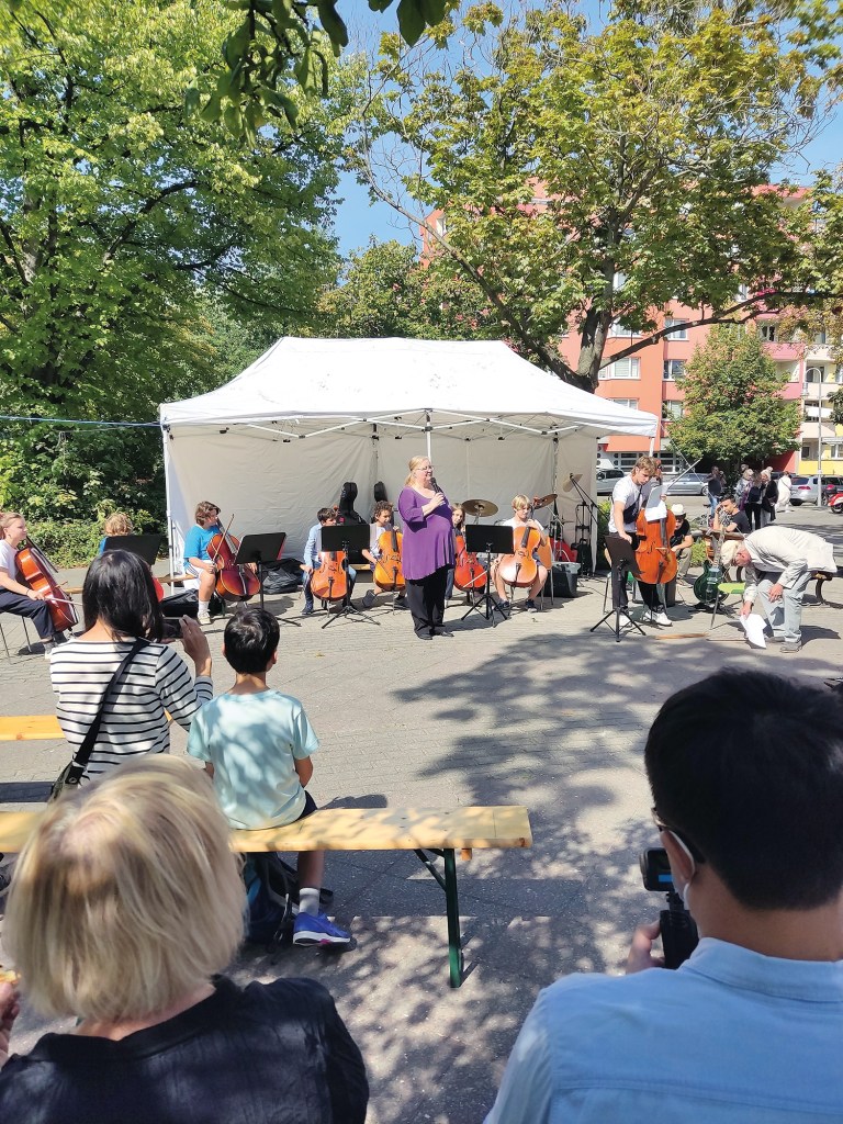 Beim Kiezfest im vergangenen Jahr – organisiert vom Brunnenviertel e.V. im Rahmen des Projektes „Fürs Brunnenviertel“. Foto: Evelyne Leandro