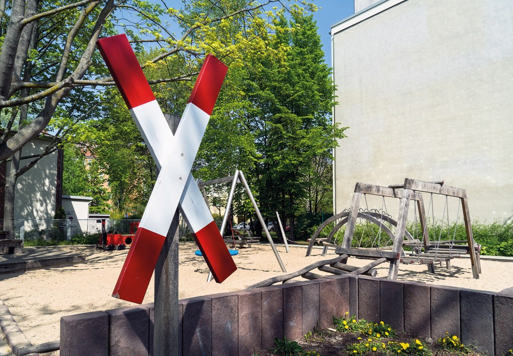 Der Lokspielplatz in der Usedomer Straße. Vor fast zehn Jahren wurde er erneuert. Foto: Sulamith Sallmann