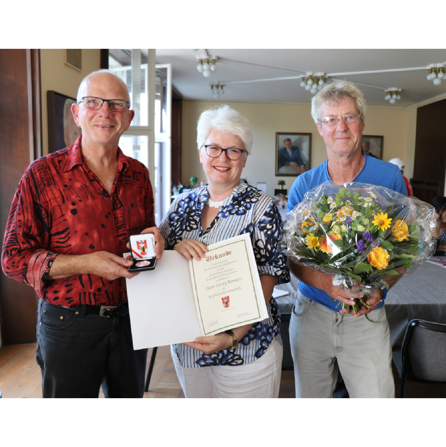 Eine Medaille für die Helden der Kieze