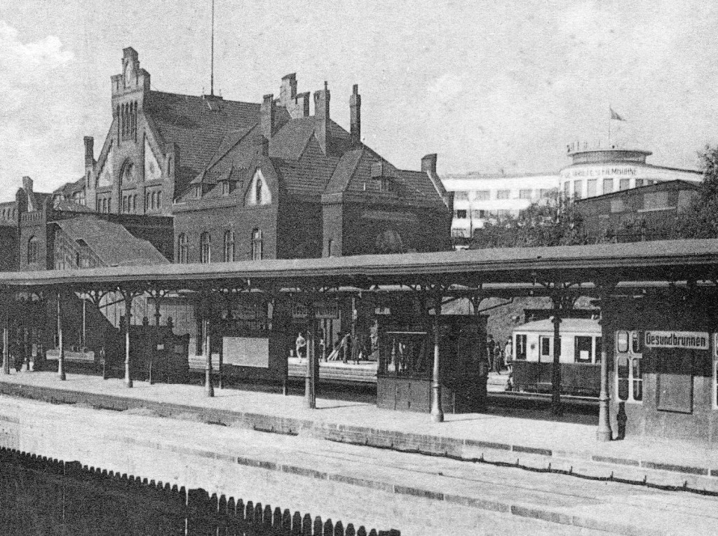 Bahnhof Gesundbrunnen mit S-Bahnzug, um 1935. Foto: Sammlung Ralf Schmiedecke