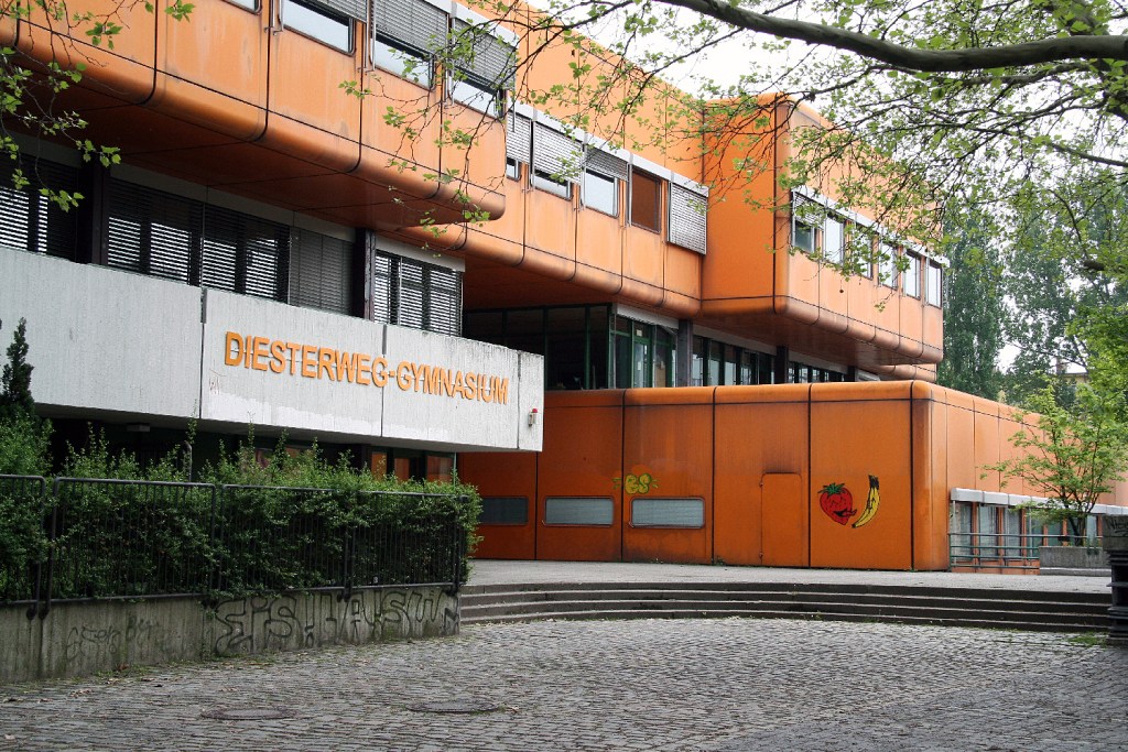 Das Diesterweg-Gymnasium im Brunnenviertel kurz nach der Schließung 2011. Foto: Hensel