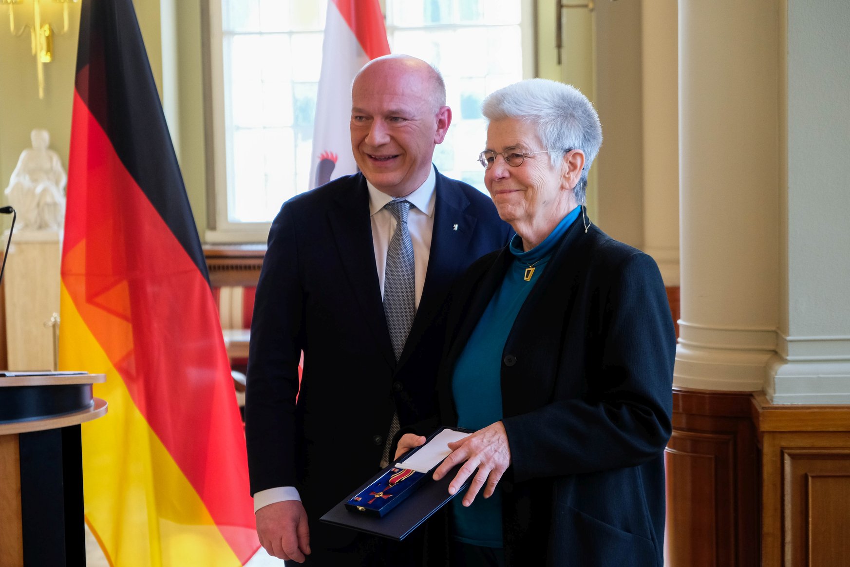 Höchster Orden für Einsamkeitshotline