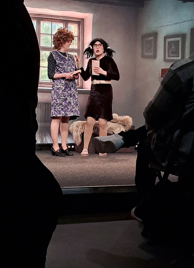 Gutes Wedding schlechtes Wedding: Eine Szene der Folge 135 der Theater-Soap. Foto: Schnell