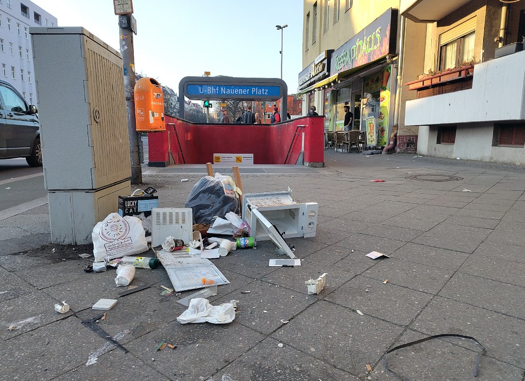 Darüber ärgern sich die Menschen: Müll im öffentlichen Raum. Foto: Hensel