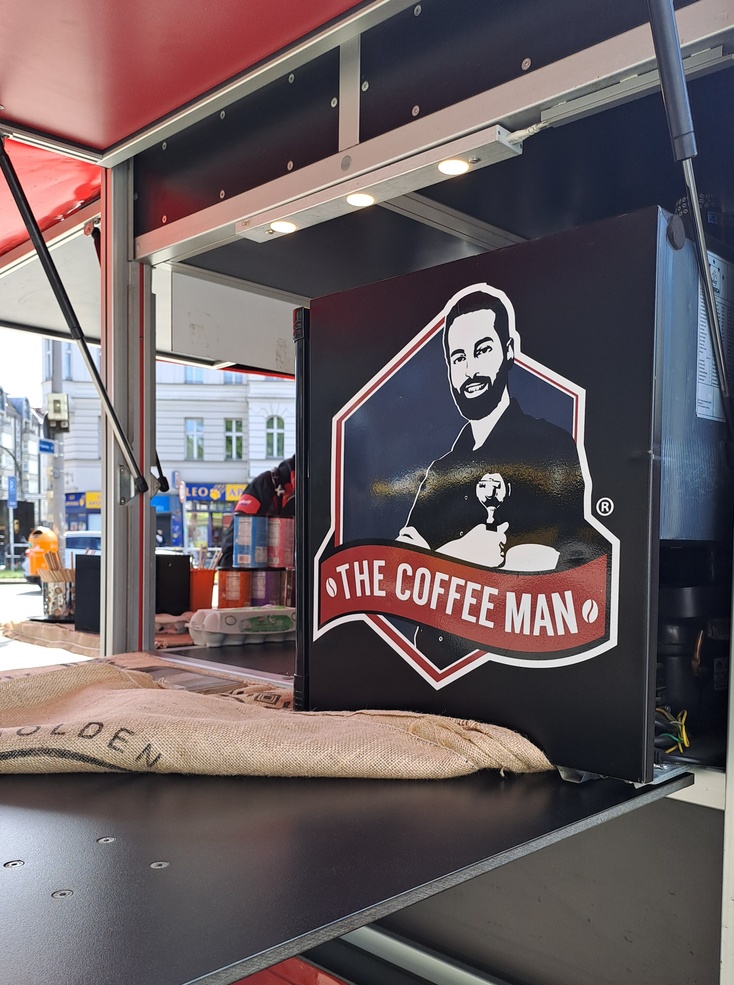 Beim Coffee Man auf dem Leopoldplatz