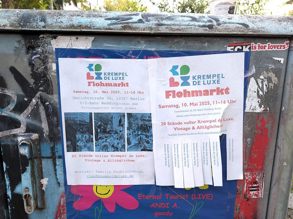 Abreißzettel für den Flohmarkt "Krempel de Luxe" in der Gerichtstraße. Foto: Hensel