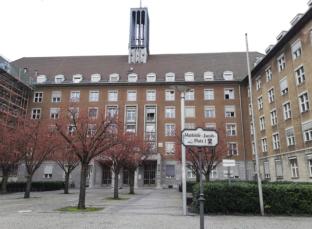 Das Rathaus Tiergarten, der Amtssitz der Bezirksbürgermeisterin. Foto: Hensel