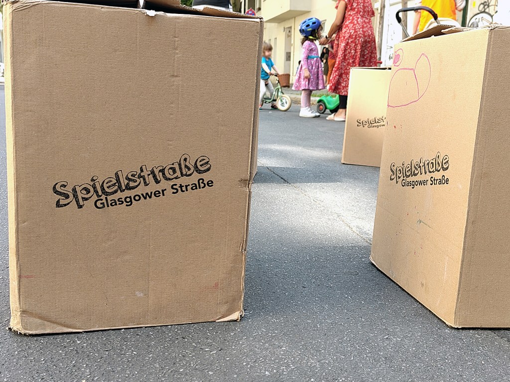 Spielstraße Glasgower Straße am 13. Juni 2025. Foto: Hensel