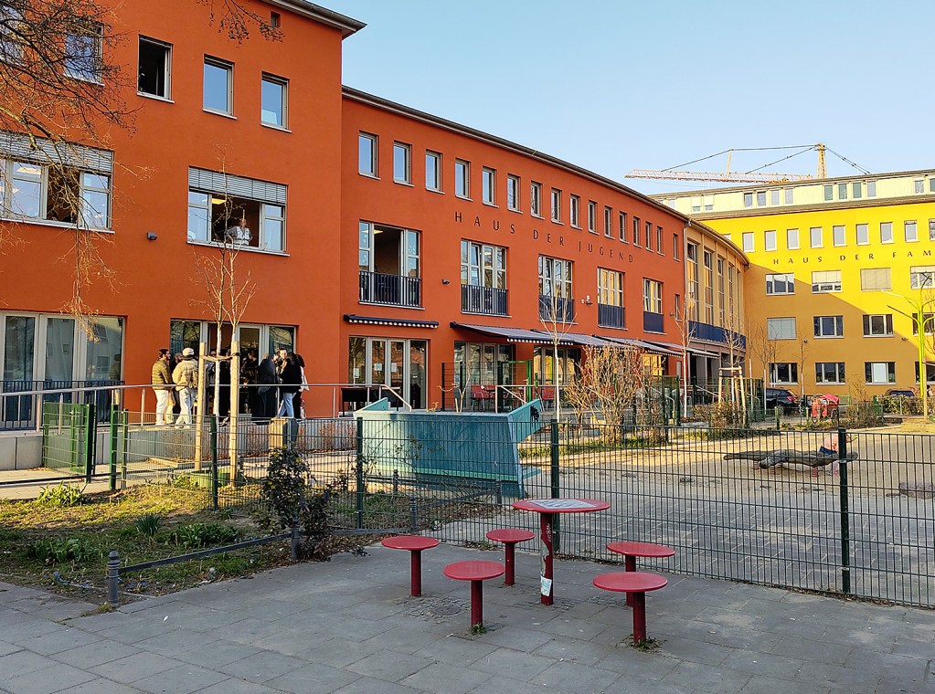 Das Haus der Jugend am Nauener Platz. Foto: Hensel