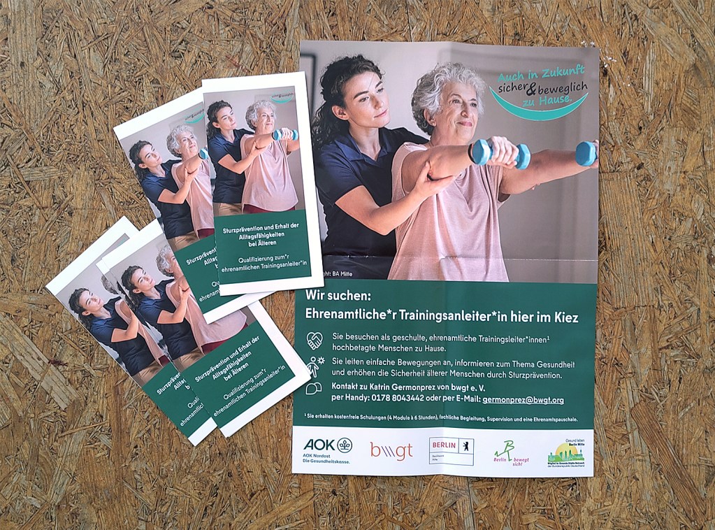 Plakat und Flyer weisen auf das neue Bewegungsprojekt hin. Die ehrenamtlichen Trainingsanleiter:innen sind inzwischen bereits gefunden. Foto: Hensel