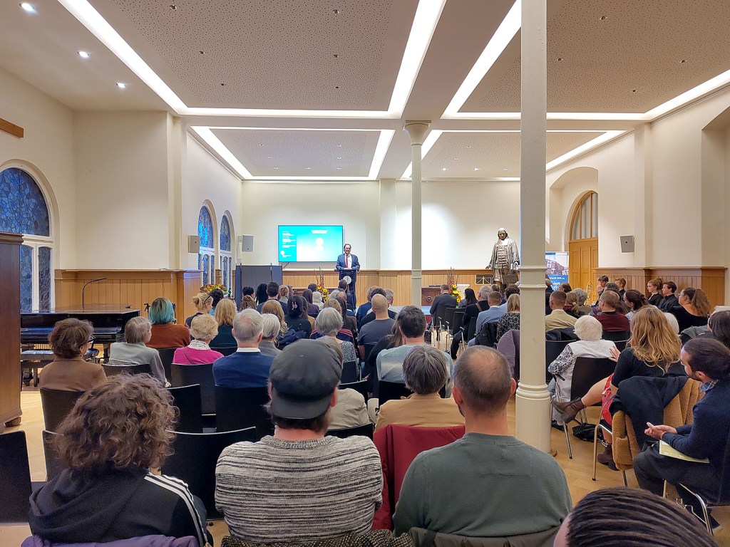 Der Segenspreis wurde im Fliednersaal des Stifts vergeben. Foto: Hensel