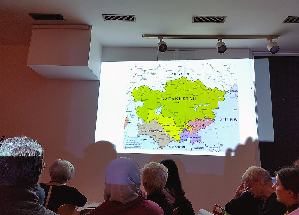 Beim zentralasiatischen Abend in der Fabrik Osloer Straße. Foto: Hensel