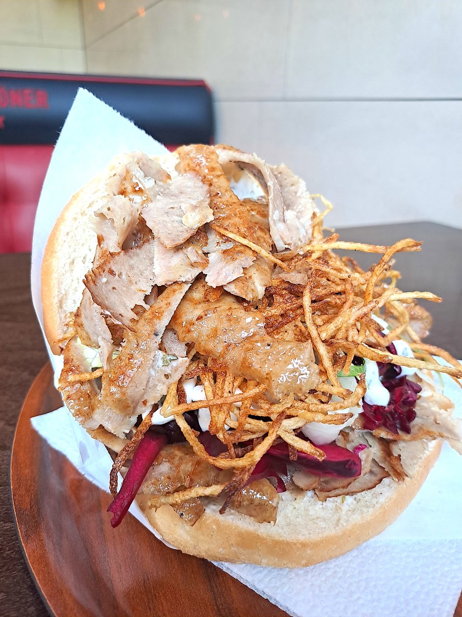 Döner mit Kartoffelstroh, wo gibt’s denn sowas?