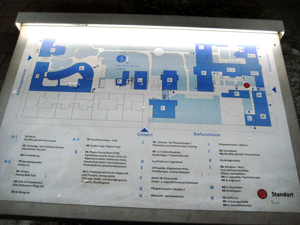 Der Lageplan gibt Orientierungshilfe. Foto: Hensel