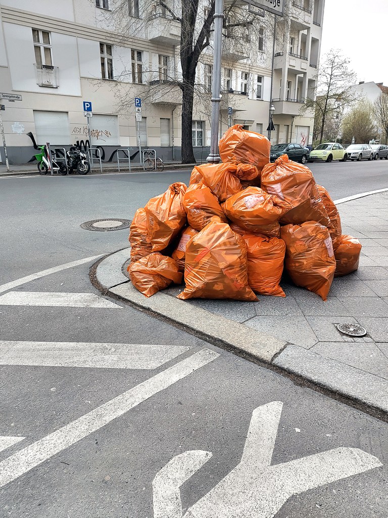 Diese Menge Müll wurde beim Aktionstag im Sprengelkiez am 28. März 2026 gesammelt. Foto: Hensel