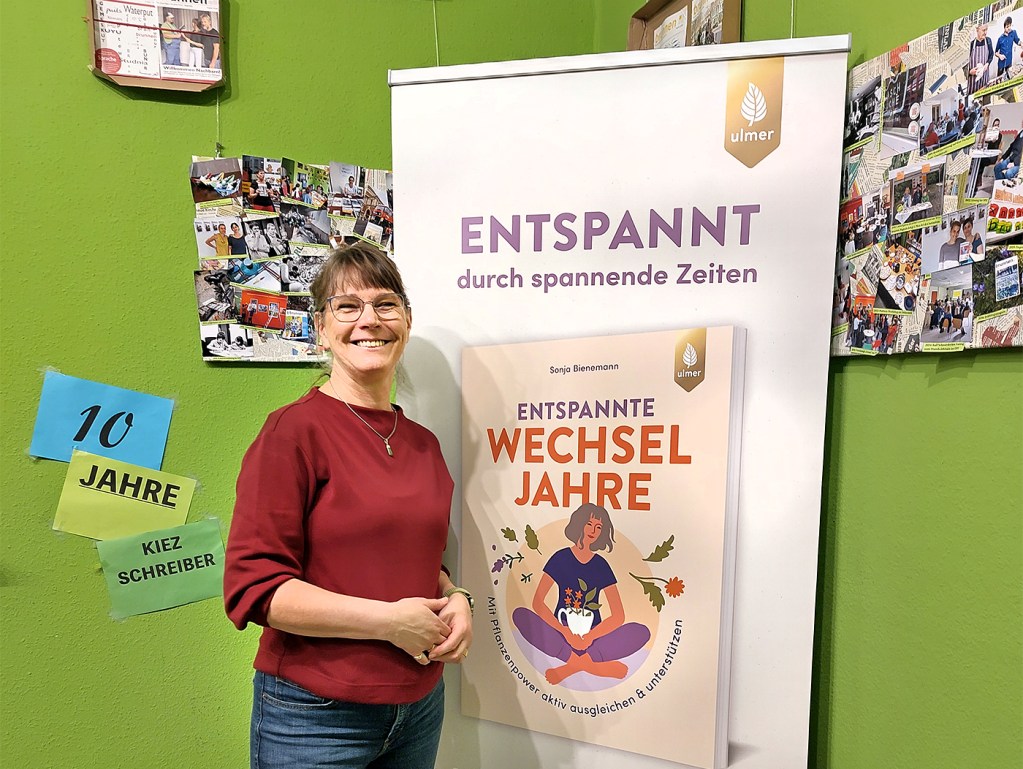 Autorin Sonja Bienemann vor der Lesung beim Brunnenviertel e.V. Foto: Hensel