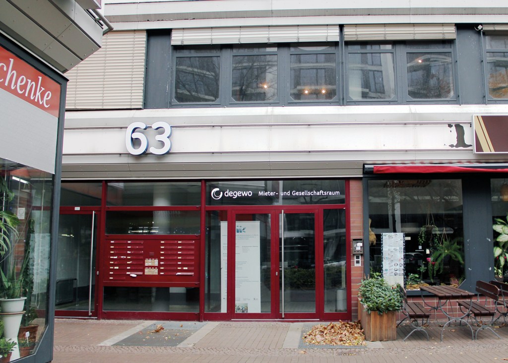 Der Eingang zum Gesellschaftsraum in der Brunnenstraße 63. Foto: D. Hensel