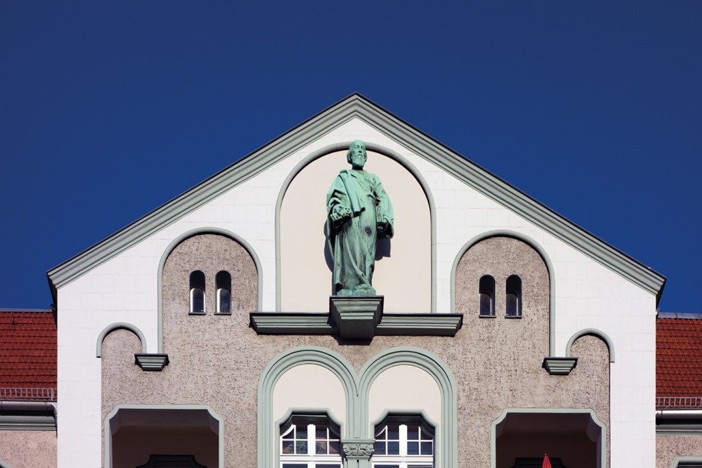 Blick in den Wohnkomplex Versöhnungs-Privatstraße in der Hussitenstraße. Foto: Sulamith Sallmann