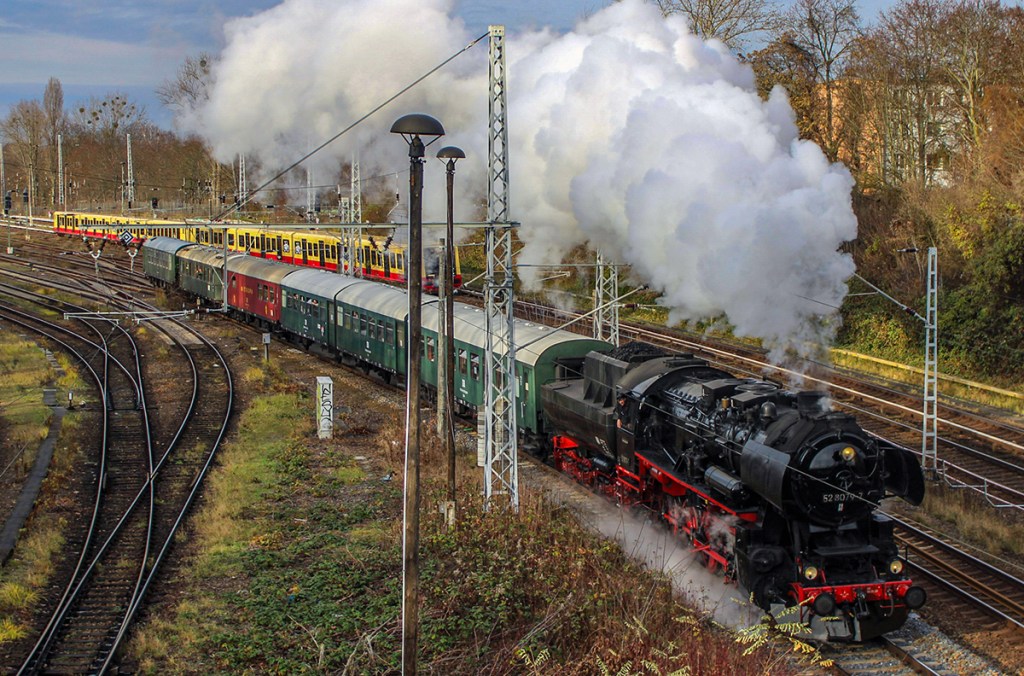 Dampflok unterwegs auf dem Berliner Schienennetz. Foto: DLFB/Britsch