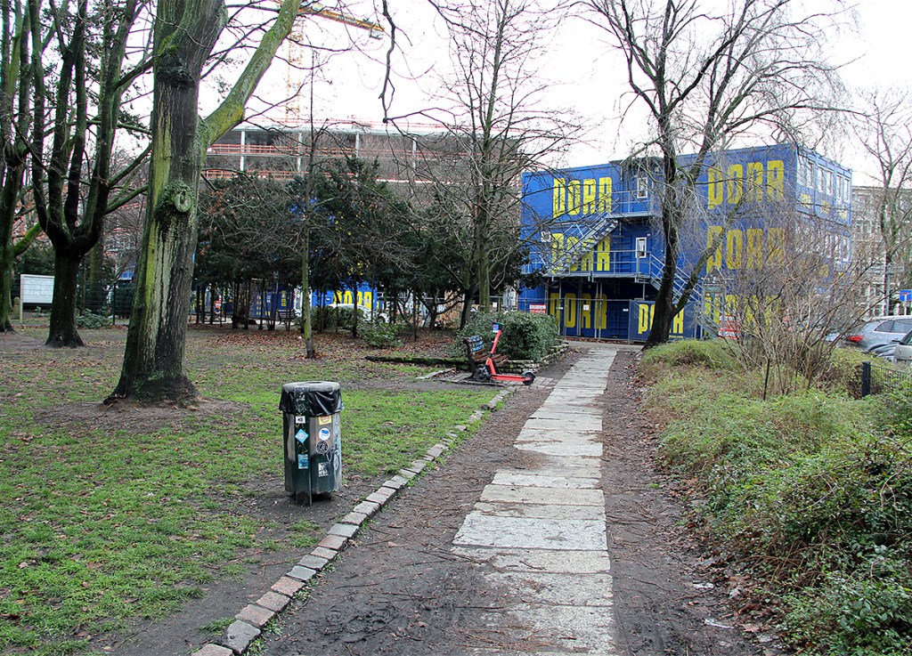 So sah die Grünfläche an der Ruheplatzstraße noch 2021 aus. Foto: Hensel