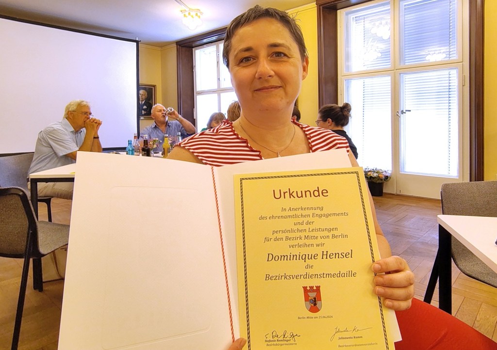 Bezirksverdienstmedaille Dominique Hensel