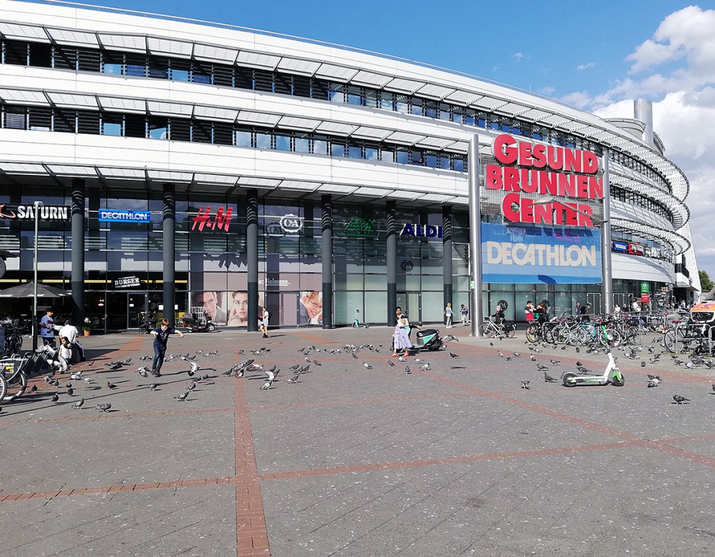Der Platz vor dem Gesundbrunnen-Center. Foto: Hensel