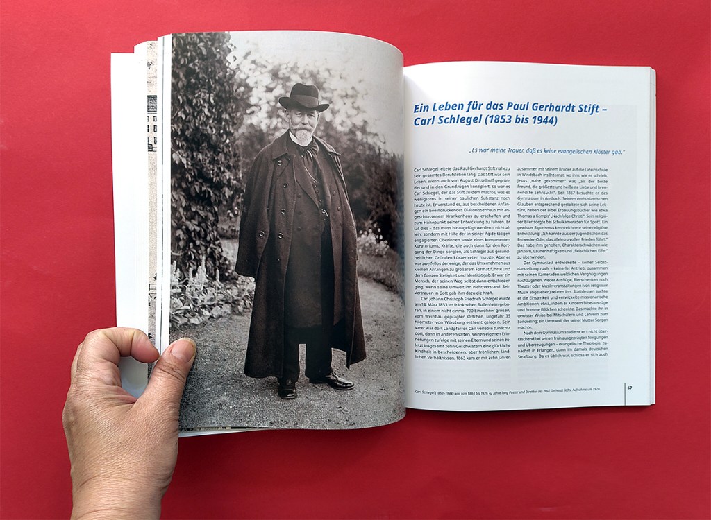 Blick ins Buch "Ein Segen für die Stadt". Foto: Hensel
