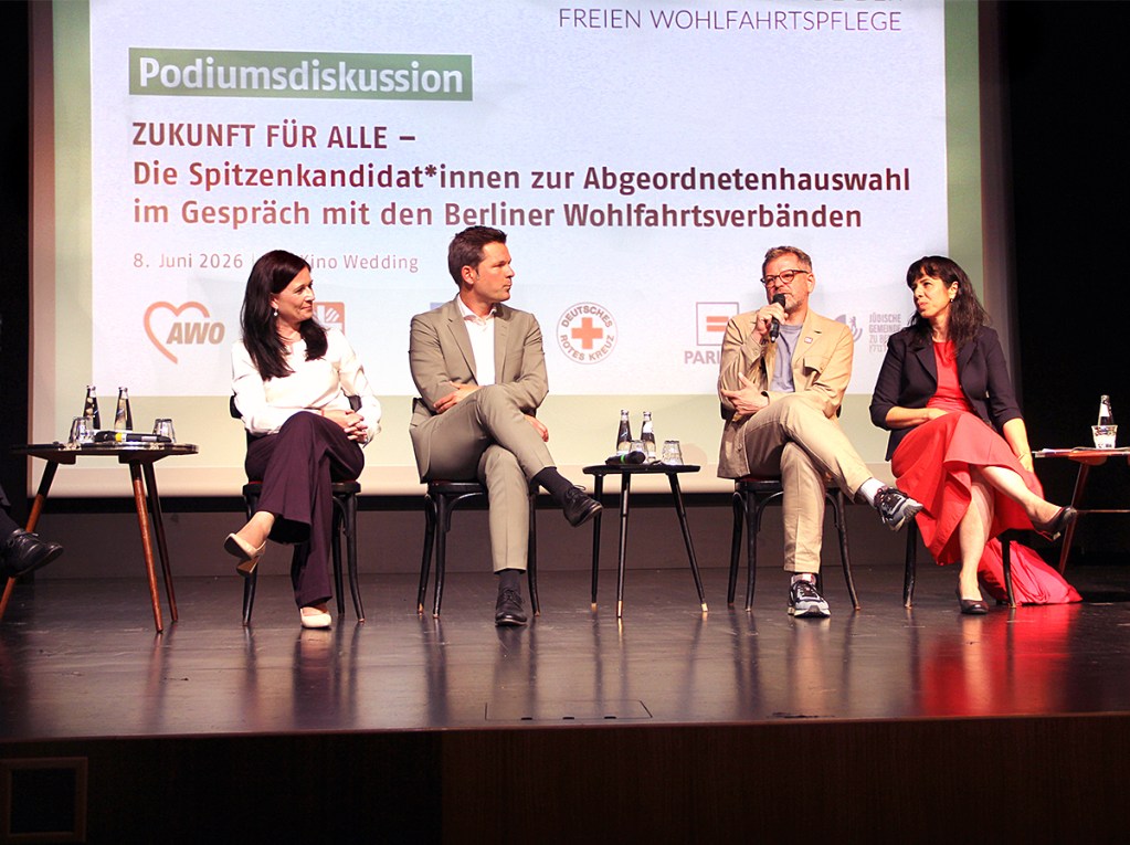 Auf dem Podium (v.l.): Katharina Günther-Wünsch, Steffen Krach, Werner Graf und Elif Eralp. Foto: Hensel