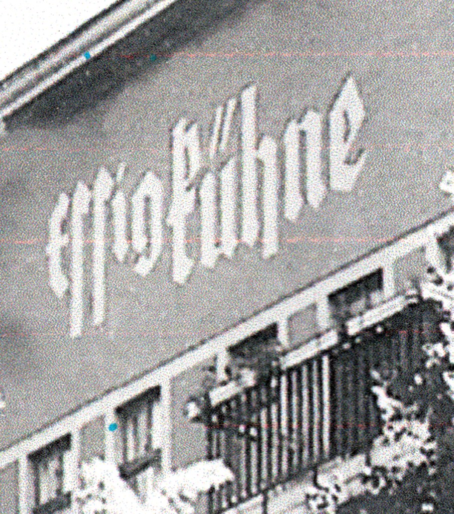 Einstiger Schriftzug am Haus Voltastraße 34. Foto: Sammlung Ralf Schiedecke
