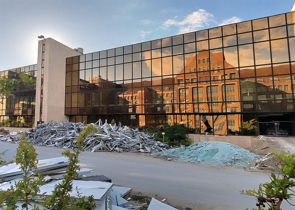 Alte Nixdorf-Fabrik am Humboldthain im Rückbau